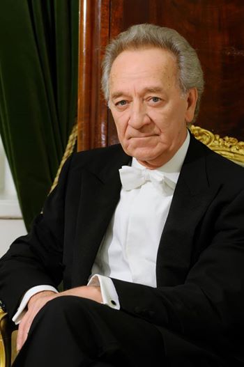 Yuri Temirkanov led the St.Petersburg Philharmonic Orchestra Saturday night at Carnegie Hall.