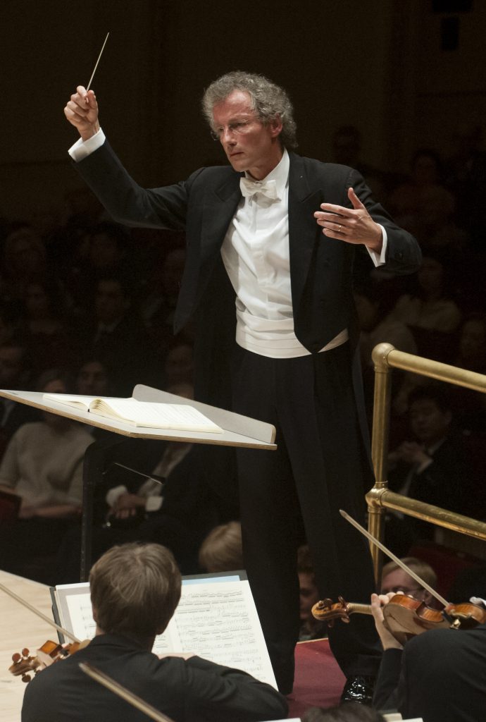 Franz Welser-Most conducted the Vienna Philharmonic Friday night at Carnegie Hall.