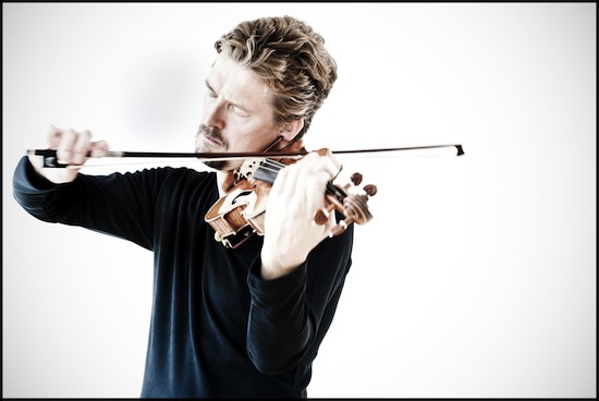 Christian Tetzlaff performed the Sibelius Violin Concerto with Esa-Pekka Salonen and the MET Orchestra Tuesday night at Carnegie Hall. Photo: Giorgia Bertazzi