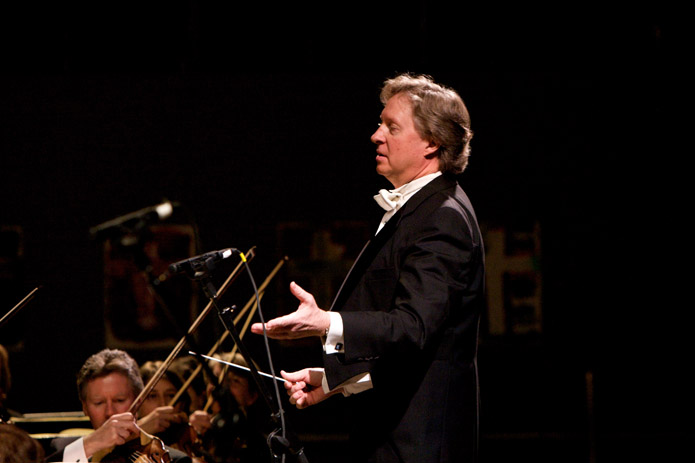 Thomas Crawford conducted the American Classical Orchestra Tuesday night at Alice Tully Hall.
