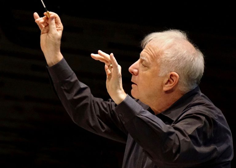 Leonard Slatkin conducted the New York Philharmonic in music of Strauss and Bernstein Thursday night at David Geffen Hall.