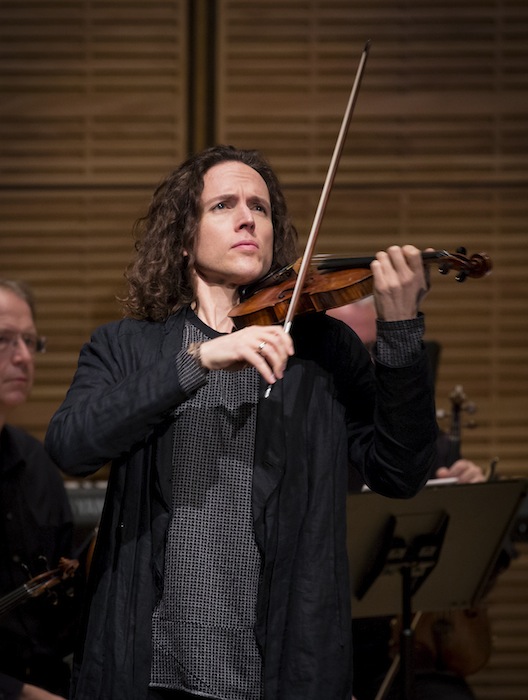Tim Fain performed Philip Glass's Violin Concerto No. 2 "The American Four Seasons" Friday night. Photo: Jennifer Taylor