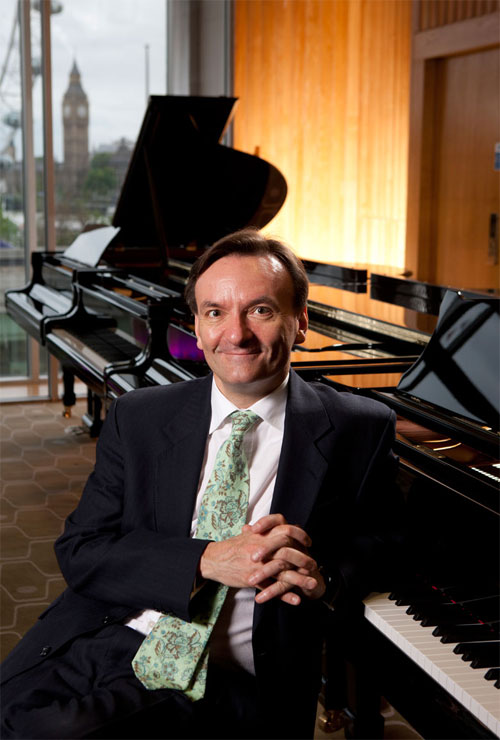 Stephen Hough performed a recital Tuesday night at Carnegie Hall 