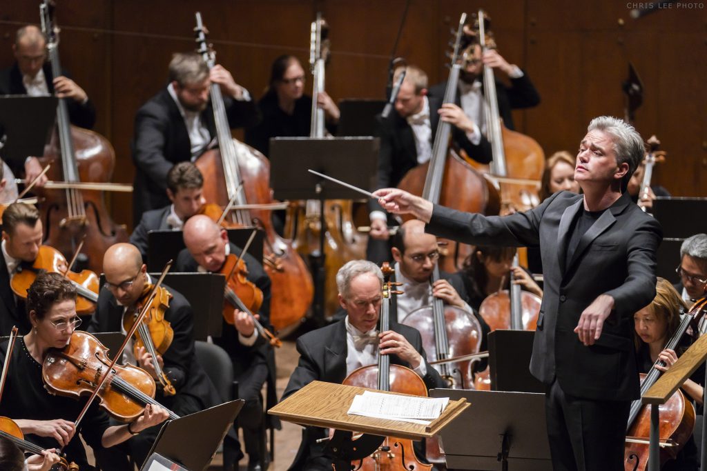 Edward Gardner conducted the New York Philharmonic Thursday at Geffen Hall. Photo: Chris Lee