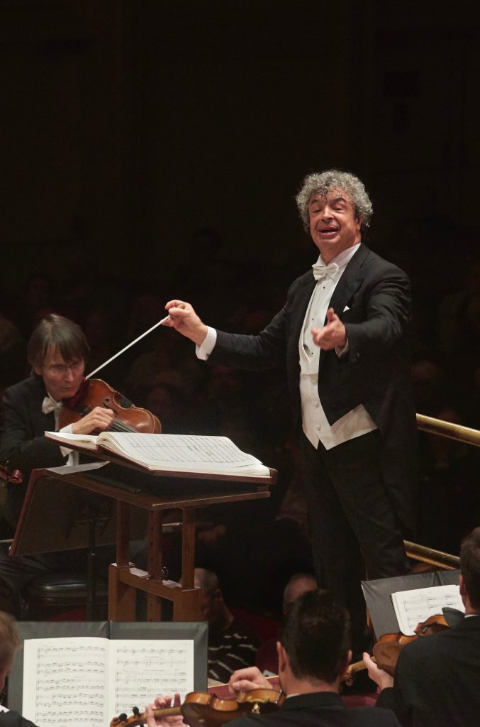 Semyon Bychkov conducted the Czech Philharmonic in Mahler's Symphon NO., 2 Sunday at Carnegie Hall. Photo: Stefan Cohen