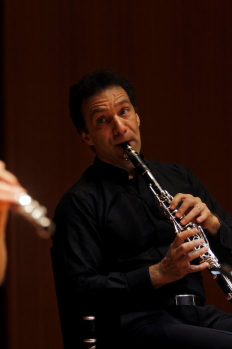 Clarinetist Jon Manasse performed Mozart's Clarinet Quintet with Orchestra of St. Luke's colleagues Tuesday night at Merkin Hall. Photo: Adam Stoltman 