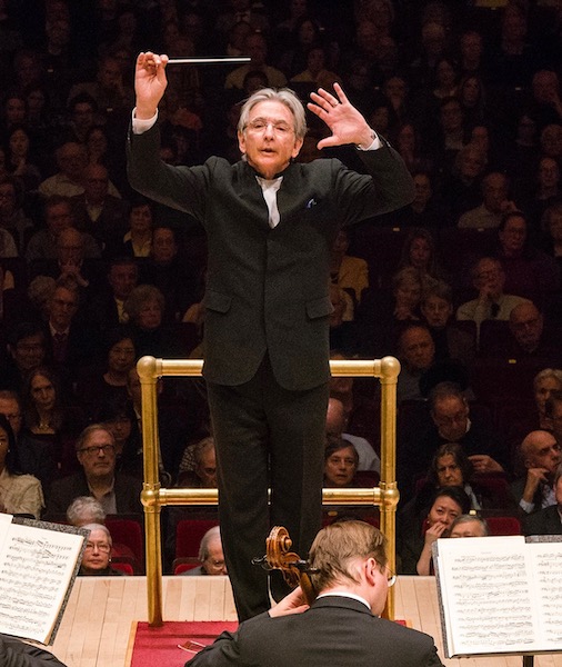 Michael Tilson Thomas conducted the Vienna Philharmonic Orchestra in Mahler's Symphony No. 9 Wednesday night at Carnegie Hall. Photo: Richard Termine